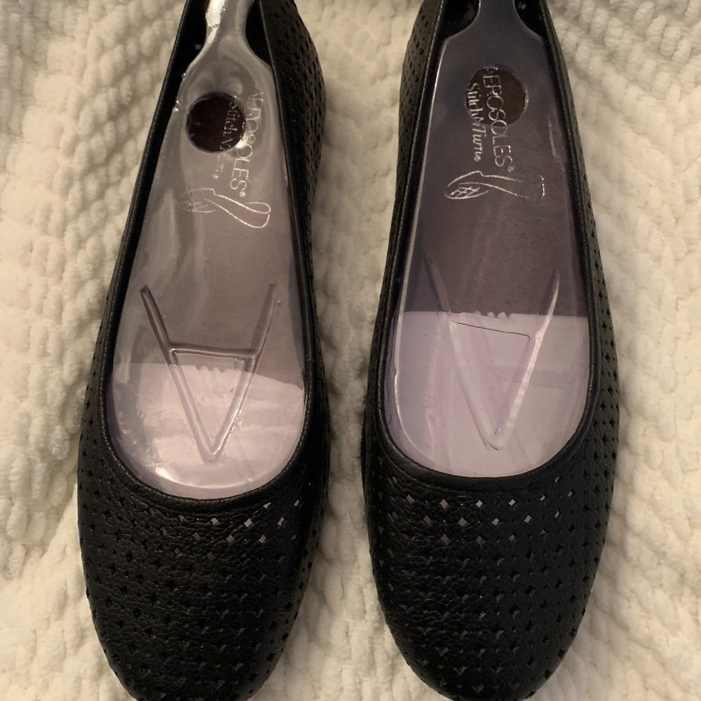 AEROSOLES MEMORY FOAM COMFORT BLACK 9.5M FLAT